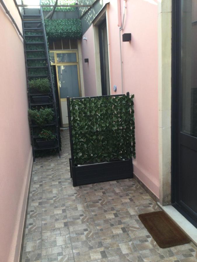 B&B Affittacamere Trigona มิสแตร์เบียงโก ภายนอก รูปภาพ